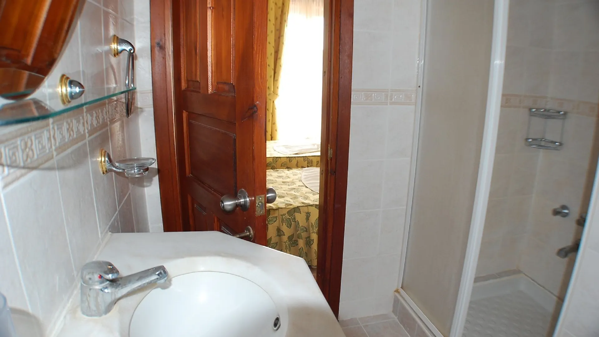 Gondol Apartments Öludeniz